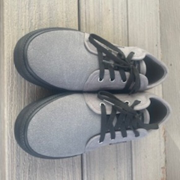 Maui and Sons Mens Canvas Wave Sneaker - Picture 6 of 10